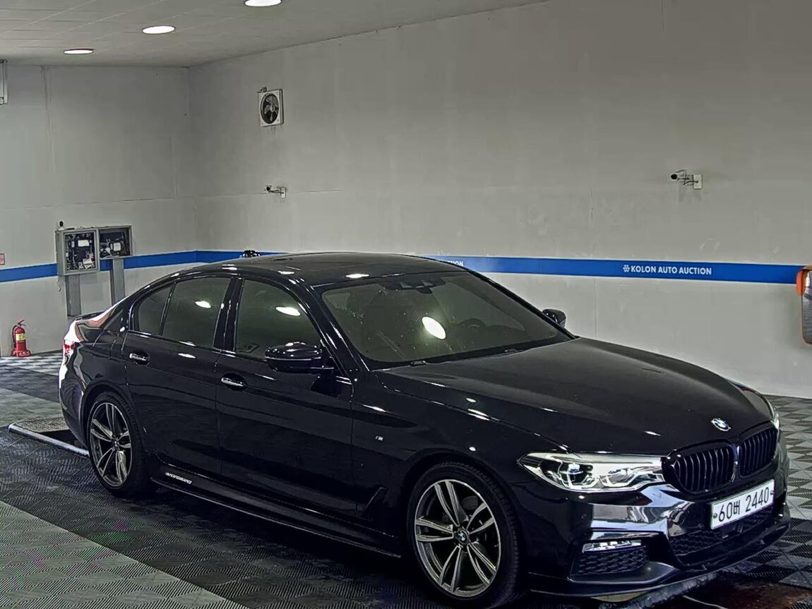 BMW 5 SERIES (7TH GEN) 520d M SPORT PACK PLUS 2017 - zdjęcie 3