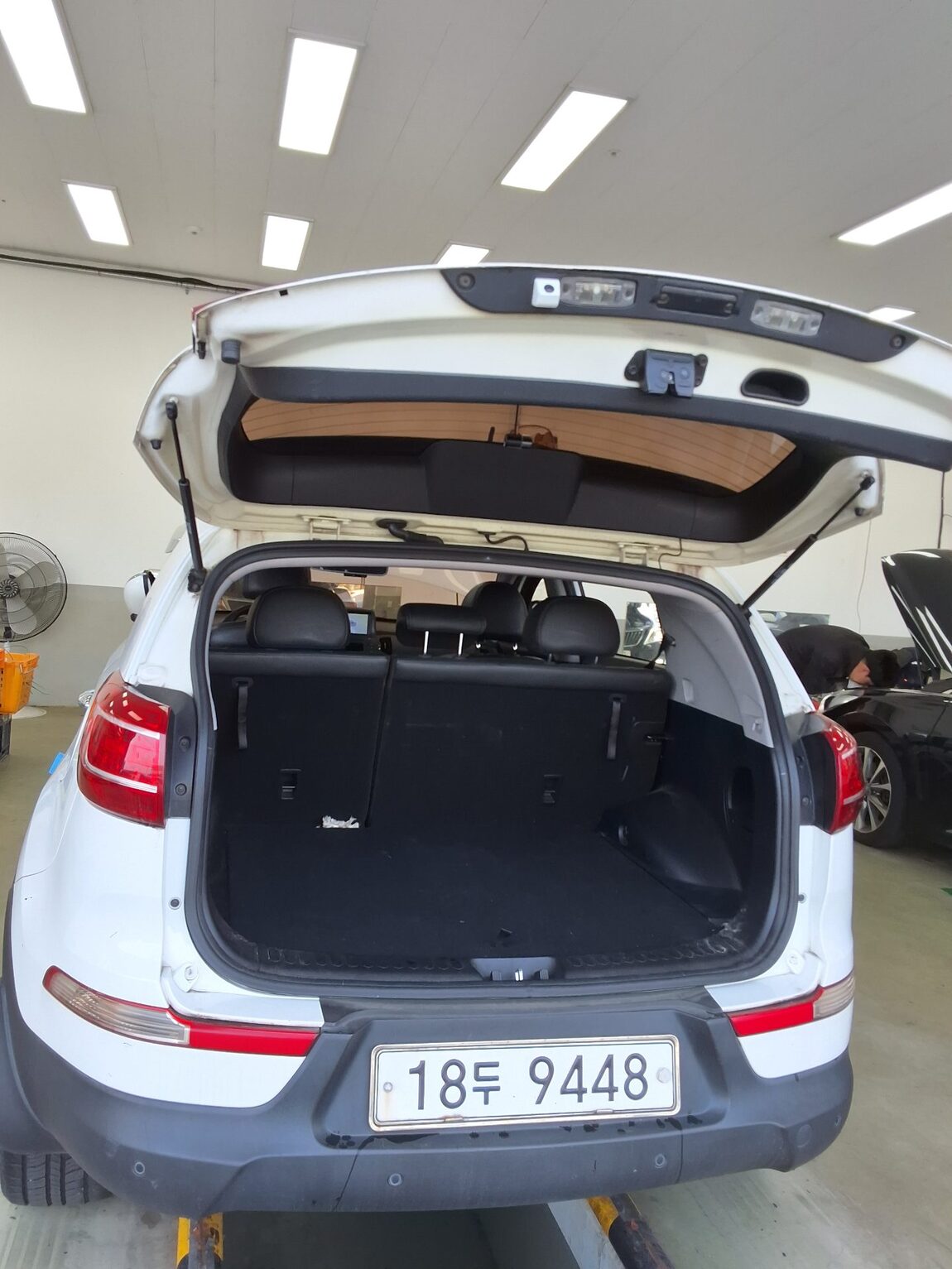 KIA SPORTAGE R DIESEL R2.0 2WD TLX LUXURY MODEL 2011 - zdjęcie 15