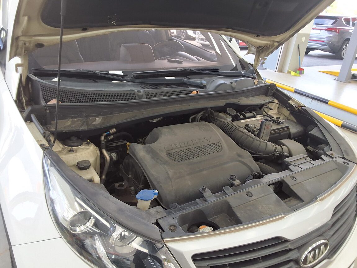 KIA SPORTAGE R DIESEL R2.0 2WD TLX LUXURY MODEL 2011 - zdjęcie 19