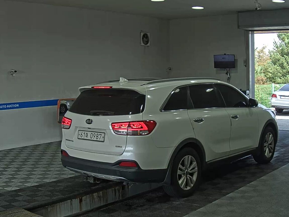 KIA ALL NEW SORENTO R2.0 2WD PRESTIGE 2016 - zdjęcie 5