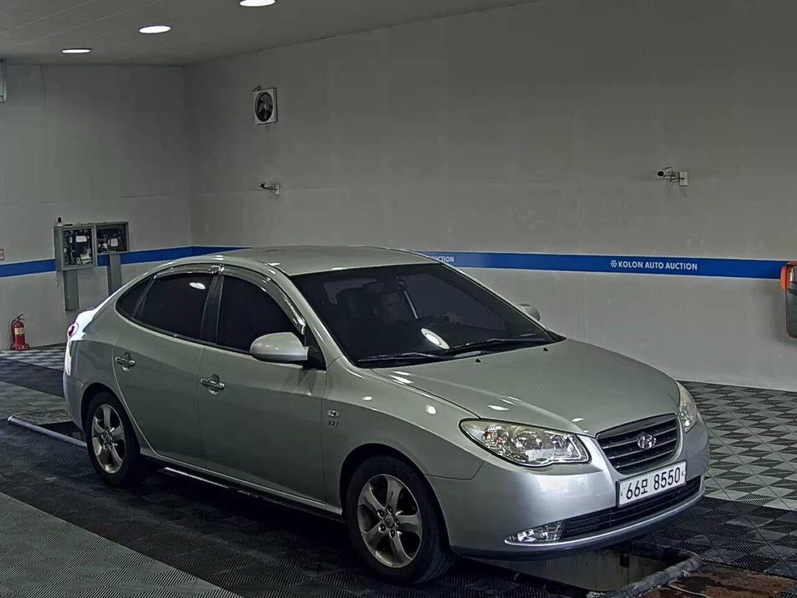 HYUNDAI AVANTE HD 1.6 VVT S16 PREMIER 2009 - zdjęcie 3