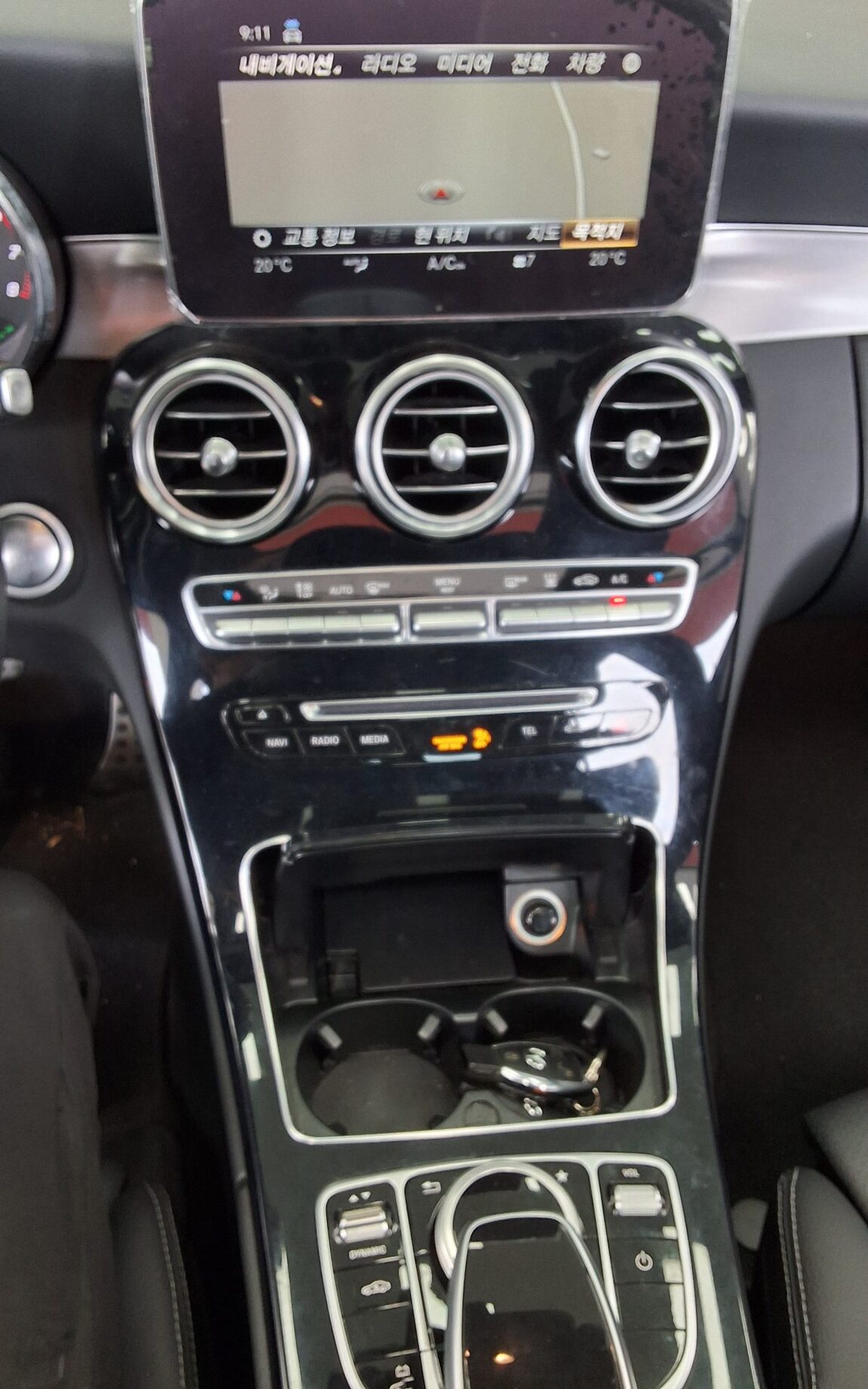 MERCEDES-BENZ C-CLASS (4TH GEN) C350 e 2018 - zdjęcie 18