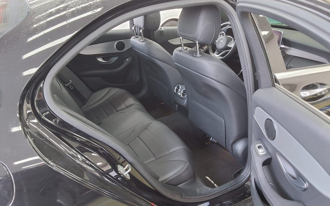 MERCEDES-BENZ C-CLASS (4TH GEN) C350 e 2018 - zdjęcie 13