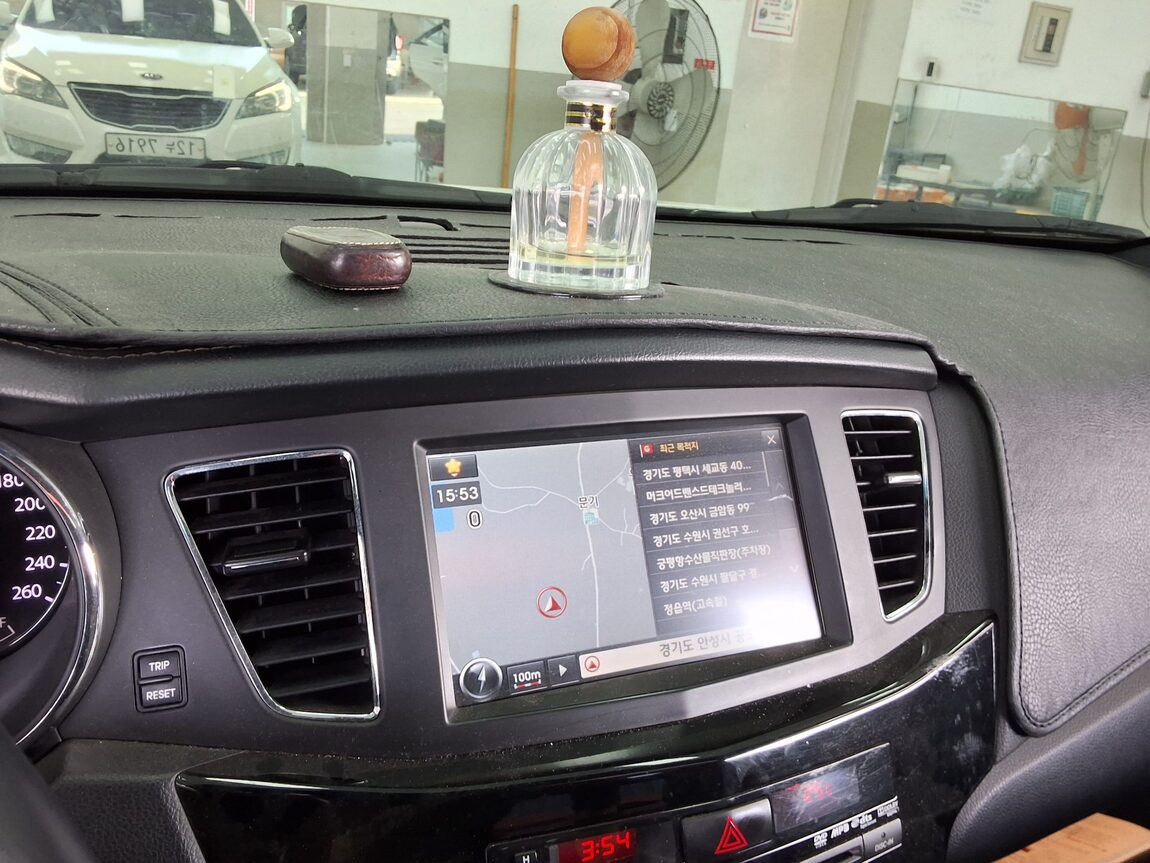 KIA K7 VG350 NOBLESSE PREMIUM 2011 - zdjęcie 17