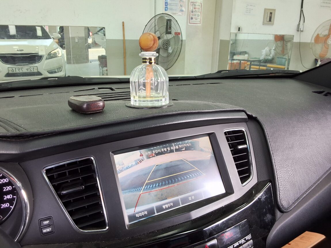 KIA K7 VG350 NOBLESSE PREMIUM 2011 - zdjęcie 18