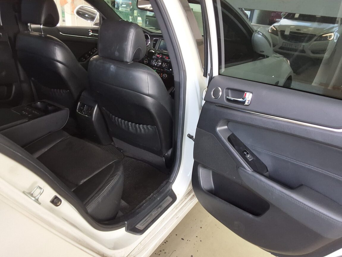 KIA K7 VG350 NOBLESSE PREMIUM 2011 - zdjęcie 13