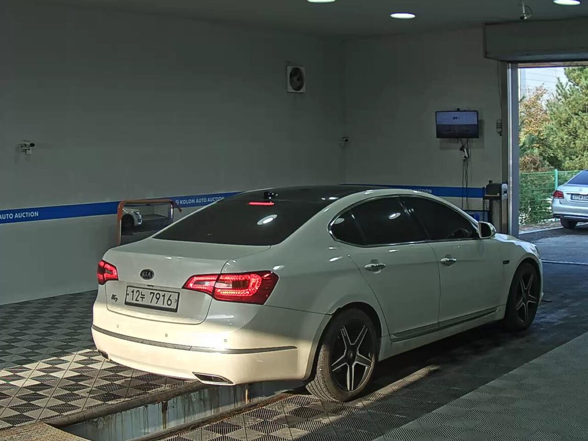 KIA K7 VG350 NOBLESSE PREMIUM 2011 - zdjęcie 5
