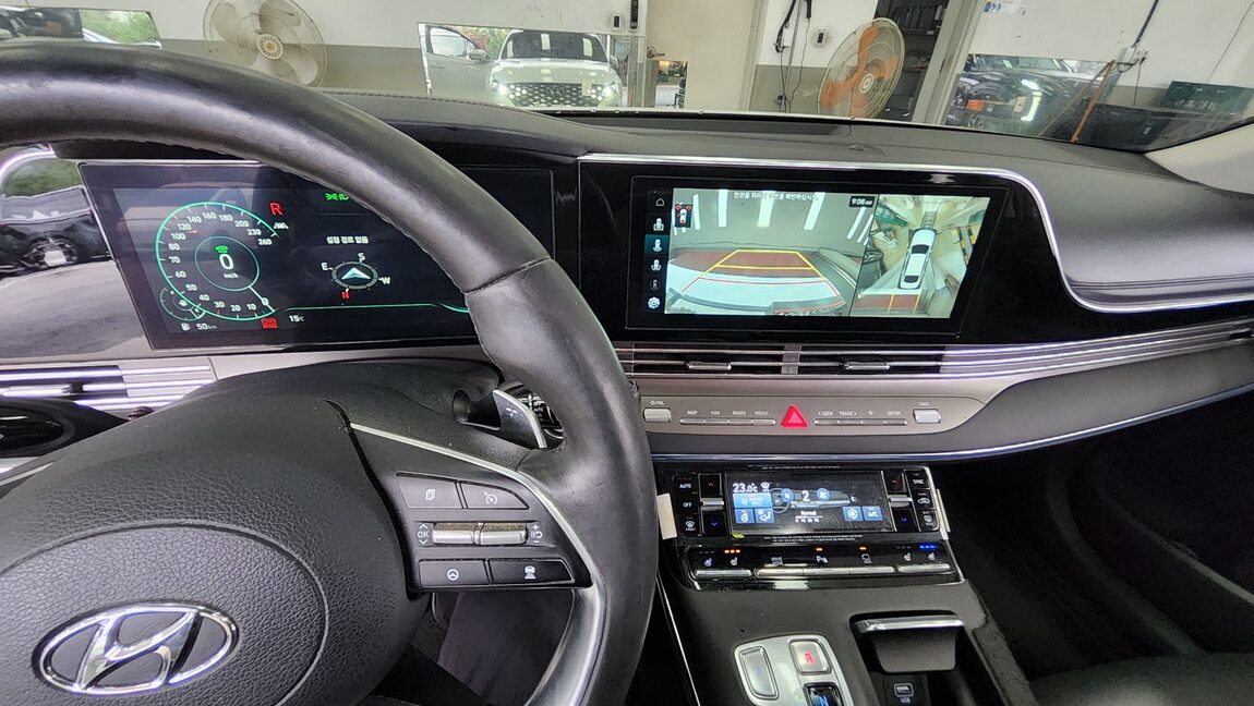 HYUNDAI THE NEW GRANDEUR IG HYBRID 2.4 HEV LE BLANC 2022 - zdjęcie 19