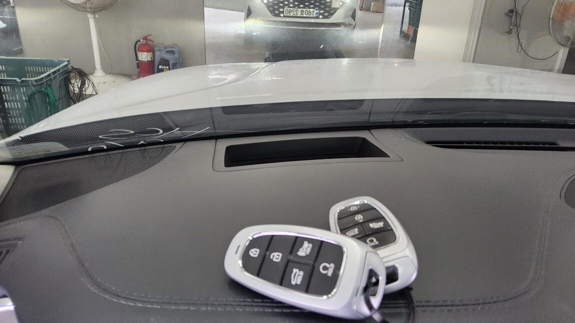 HYUNDAI THE NEW GRANDEUR IG HYBRID 2.4 HEV LE BLANC 2022 - zdjęcie 21