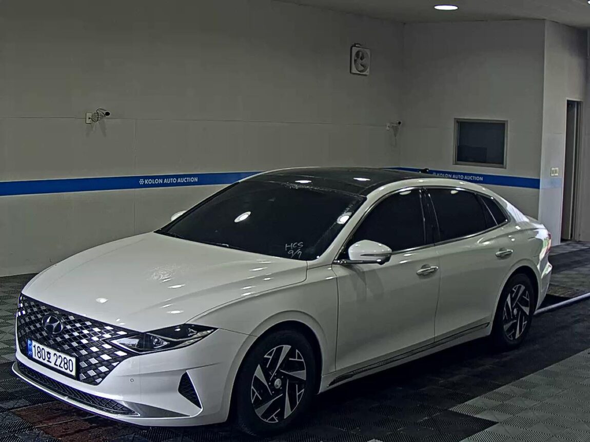 HYUNDAI THE NEW GRANDEUR IG HYBRID 2.4 HEV LE BLANC 2022 - zdjęcie 2