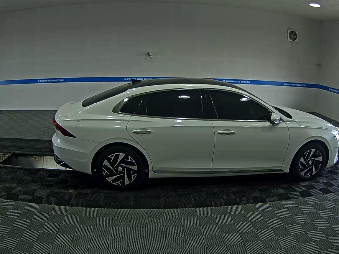 HYUNDAI THE NEW GRANDEUR IG HYBRID 2.4 HEV LE BLANC 2022 - zdjęcie 4