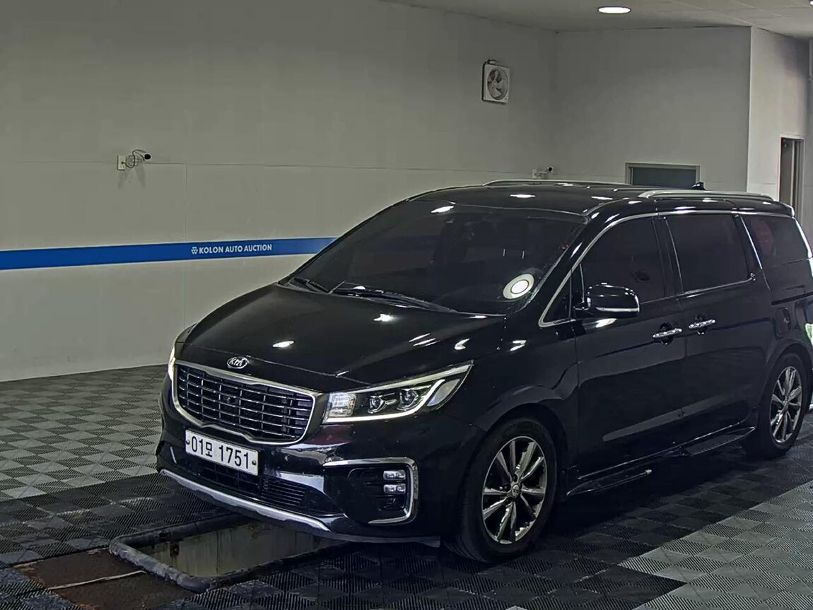 KIA THE NEW CARNIVAL 9-SEATER DIESEL NOBLESSE SPECIAL 2019 - zdjęcie 2