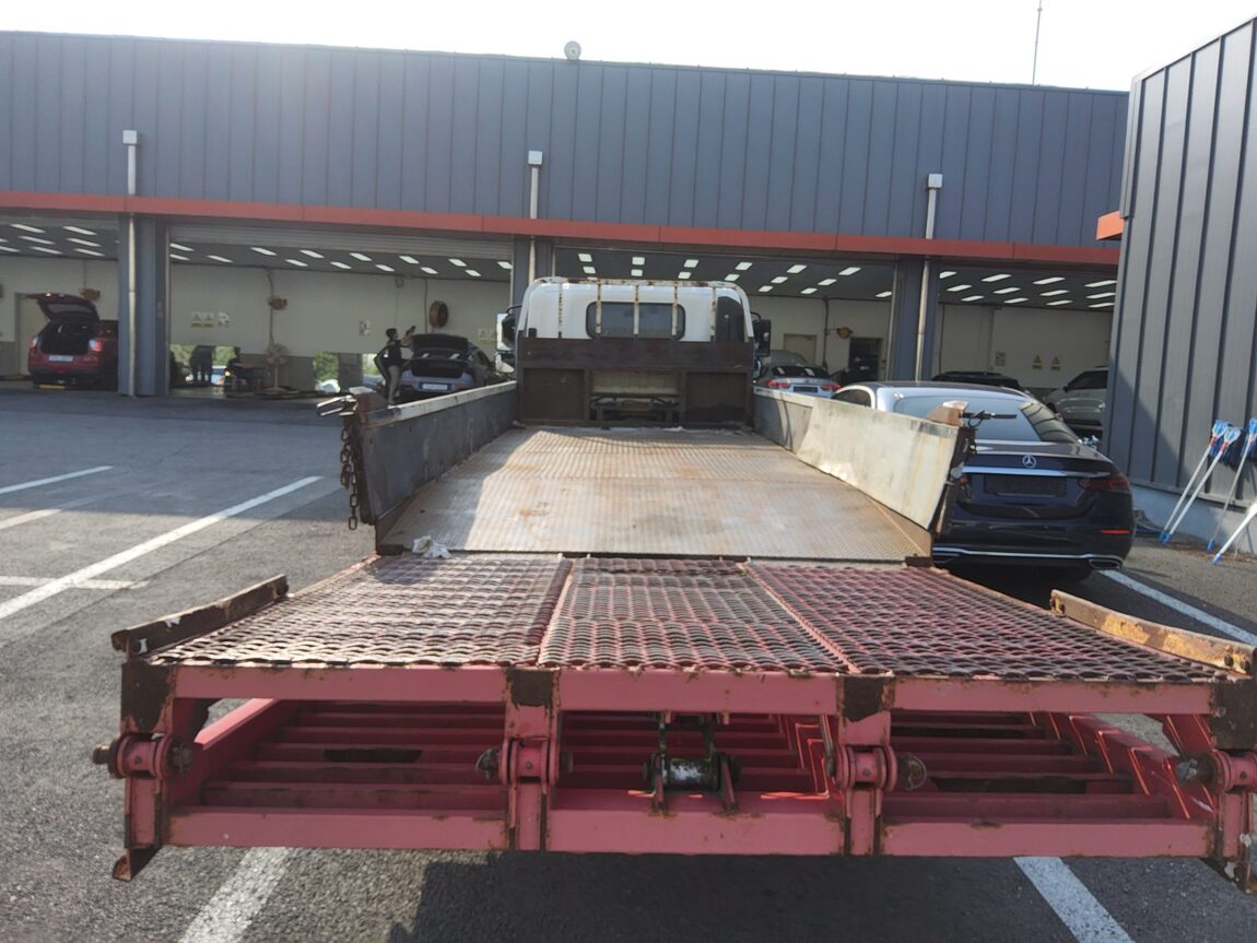 ISUZU ELF 3.5 TON CARGO LONG WHEELBASE 2019 - zdjęcie 11
