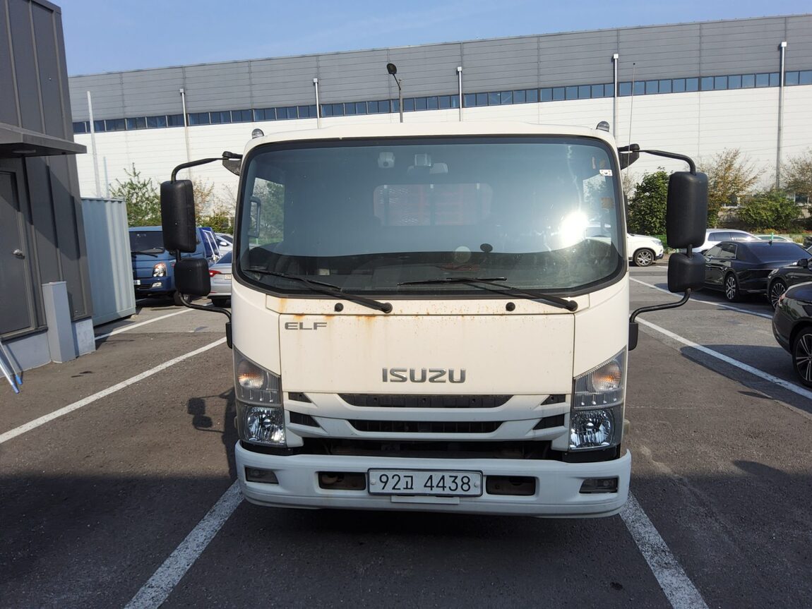 ISUZU ELF 3.5 TON CARGO LONG WHEELBASE 2019 - zdjęcie 2