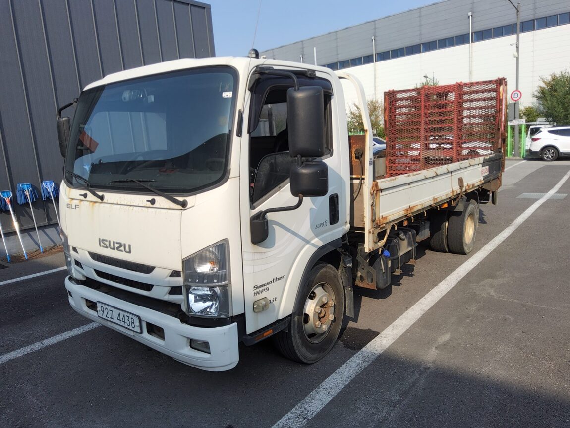 ISUZU ELF 3.5 TON CARGO LONG WHEELBASE 2019 - zdjęcie 6