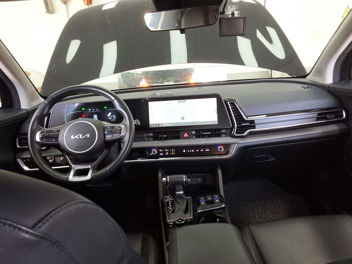 KIA THE ALL NEW SPORTAGE 2.0 DIESEL 2WD PRESTIGE 2022 - zdjęcie 11
