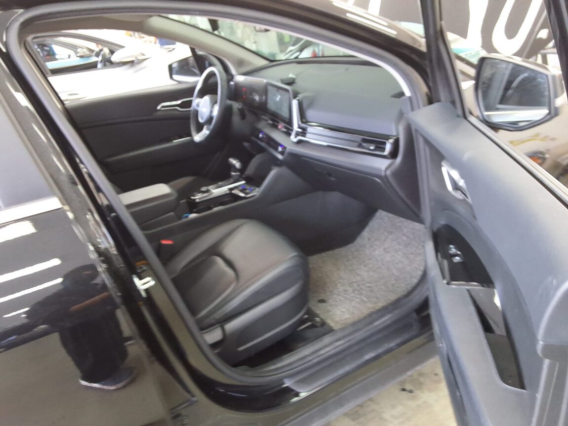 KIA THE ALL NEW SPORTAGE 2.0 DIESEL 2WD PRESTIGE 2022 - zdjęcie 14