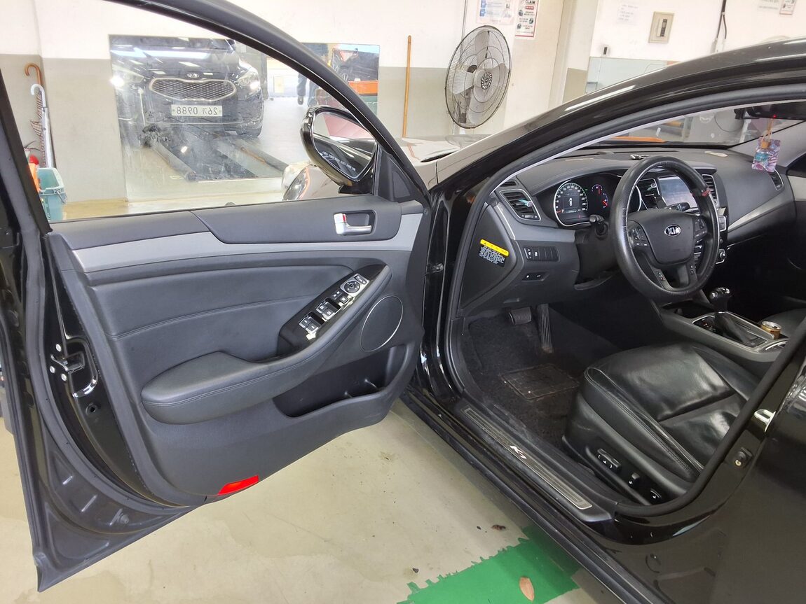 KIA K7 HYBRID 700h PRESTIGE 2015 - zdjęcie 10