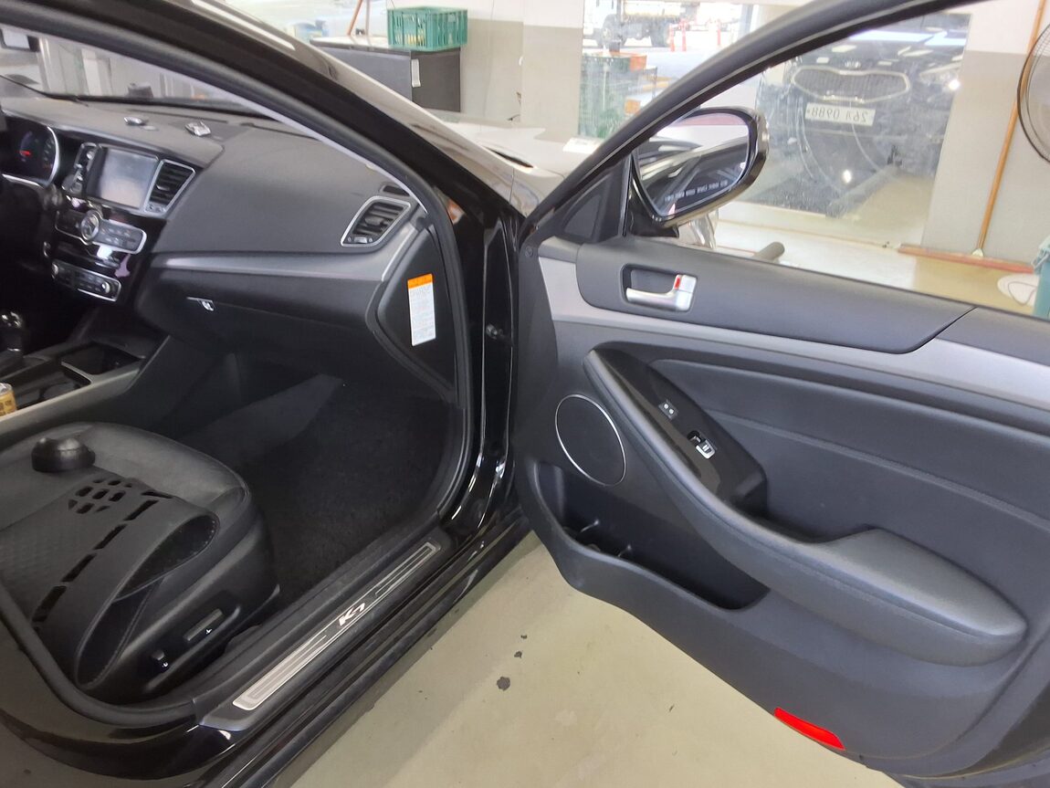 KIA K7 HYBRID 700h PRESTIGE 2015 - zdjęcie 14