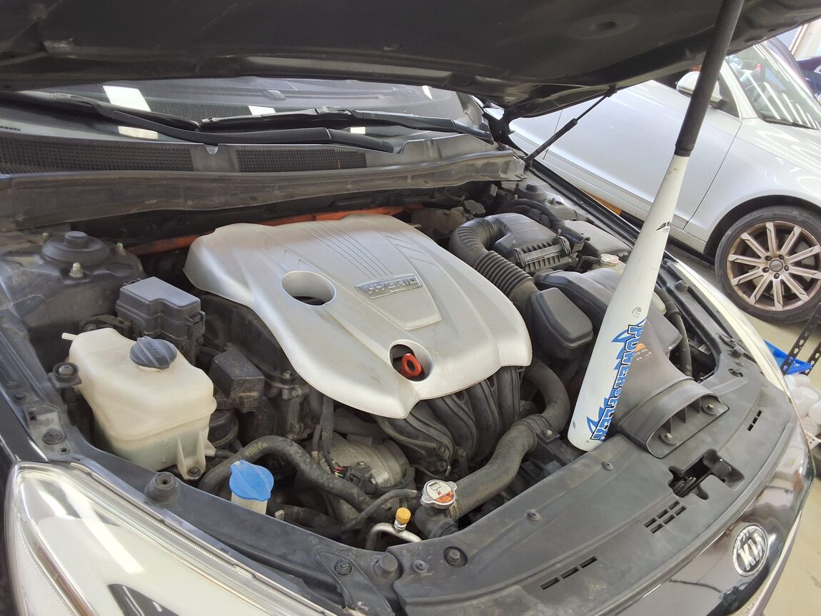 KIA K7 HYBRID 700h PRESTIGE 2015 - zdjęcie 19