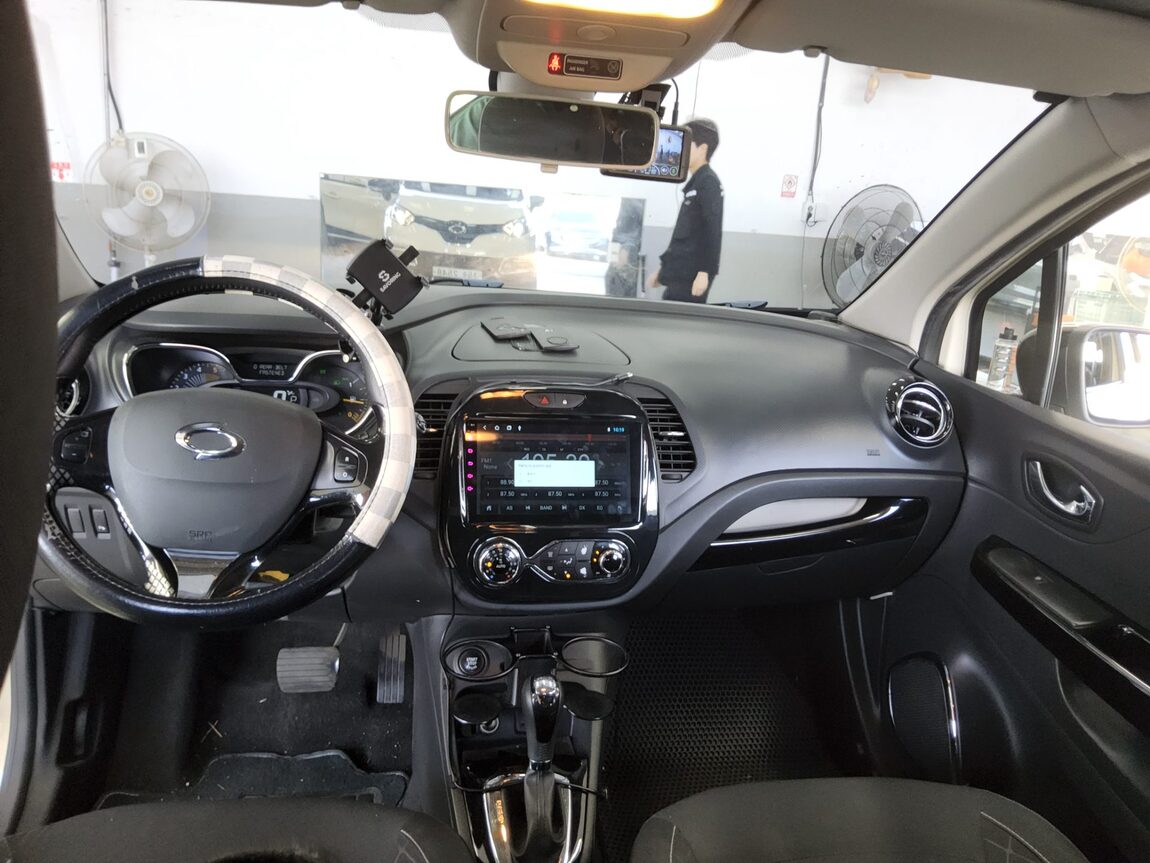 RENAULT (SAMSUNG) QM3 RE 2015 - zdjęcie 11