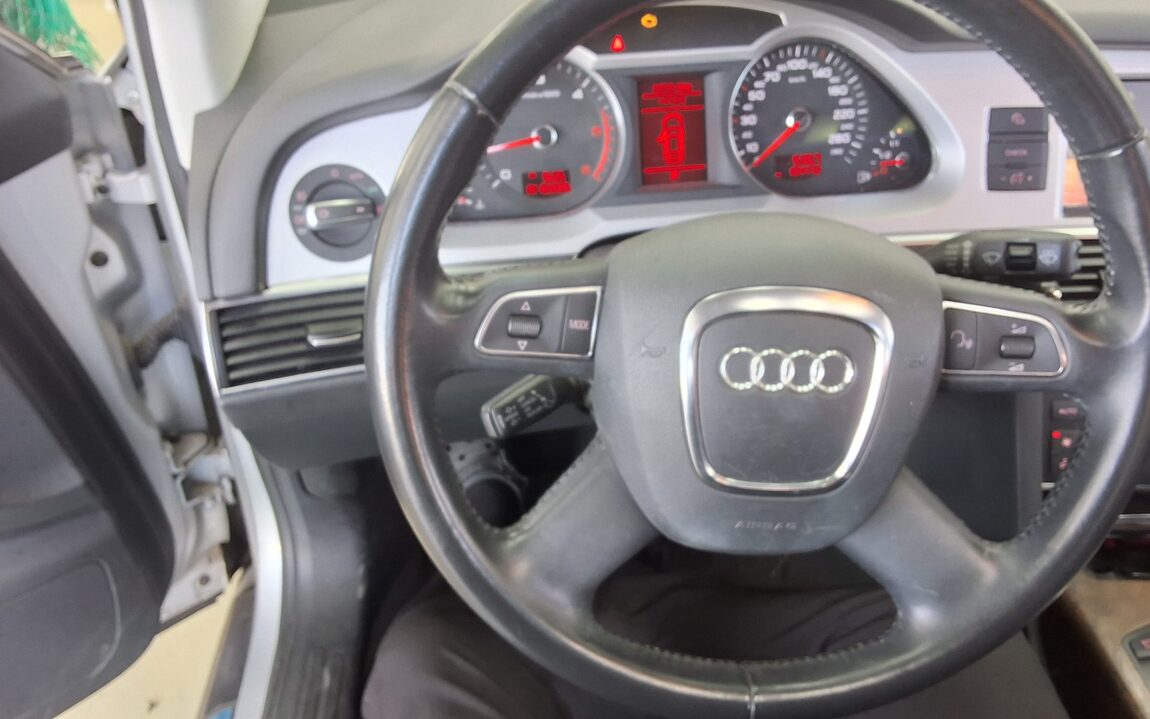 AUDI A6 (3RD GEN) 3.0 TDI QUATTRO 2011 - zdjęcie 17
