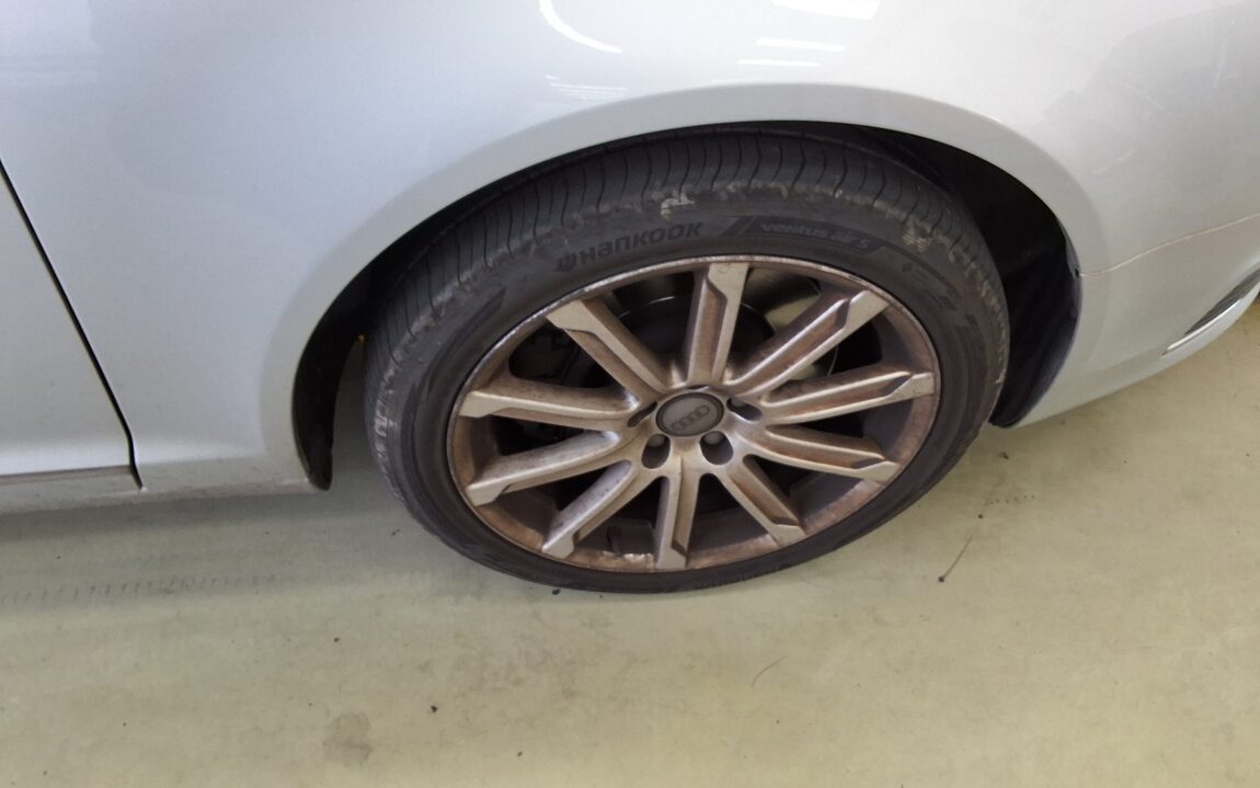 AUDI A6 (3RD GEN) 3.0 TDI QUATTRO 2011 - zdjęcie 26