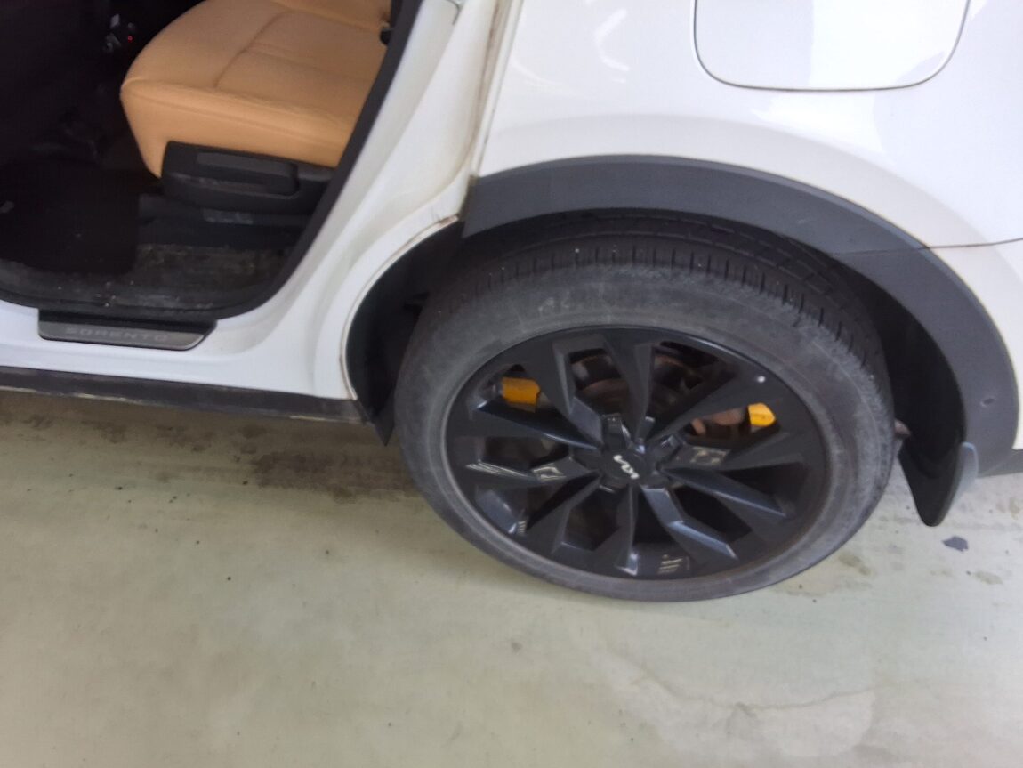 KIA NEW SORENTO (MQ4) 2.5 GASOLINE 4WD SIGNATURE GRAVITY 2022 - zdjęcie 20