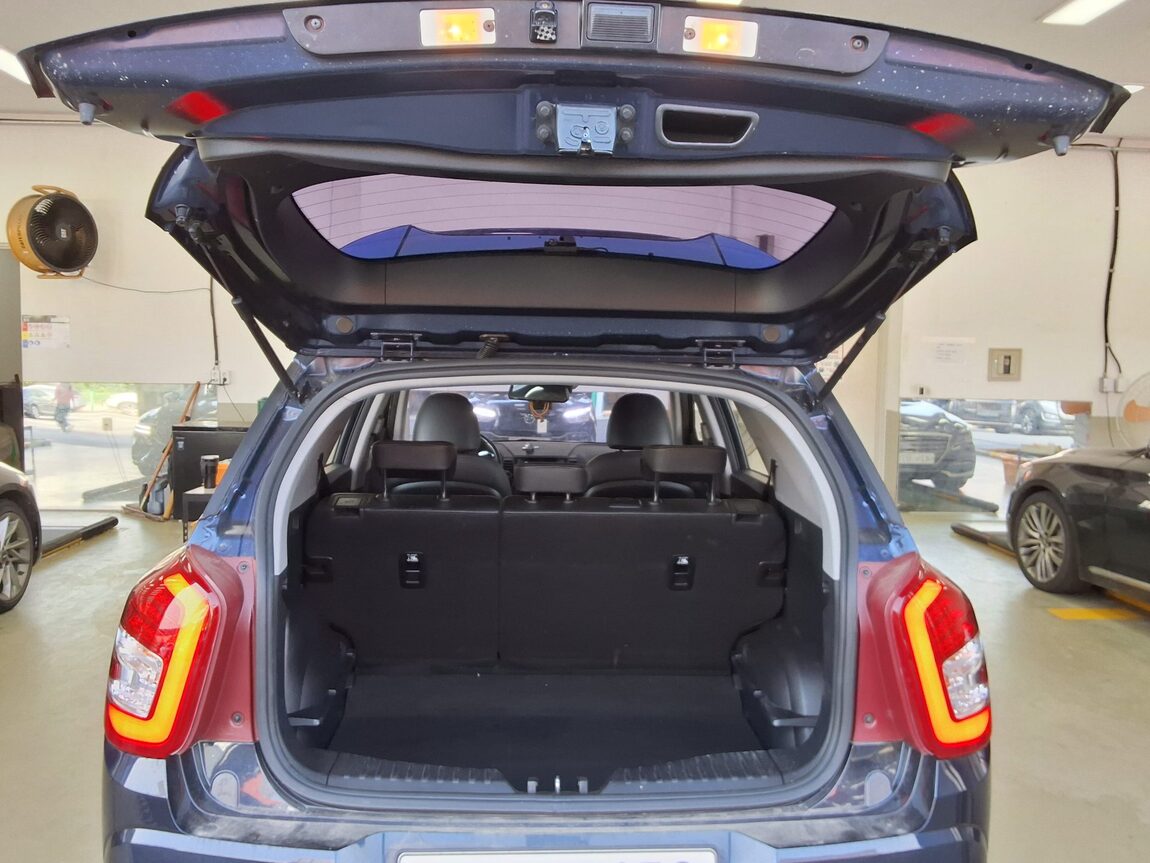 KG MOBILITY (SSANGYONG) TIVOLI AIR GASOLINE 2WD RX 2019 - zdjęcie 15