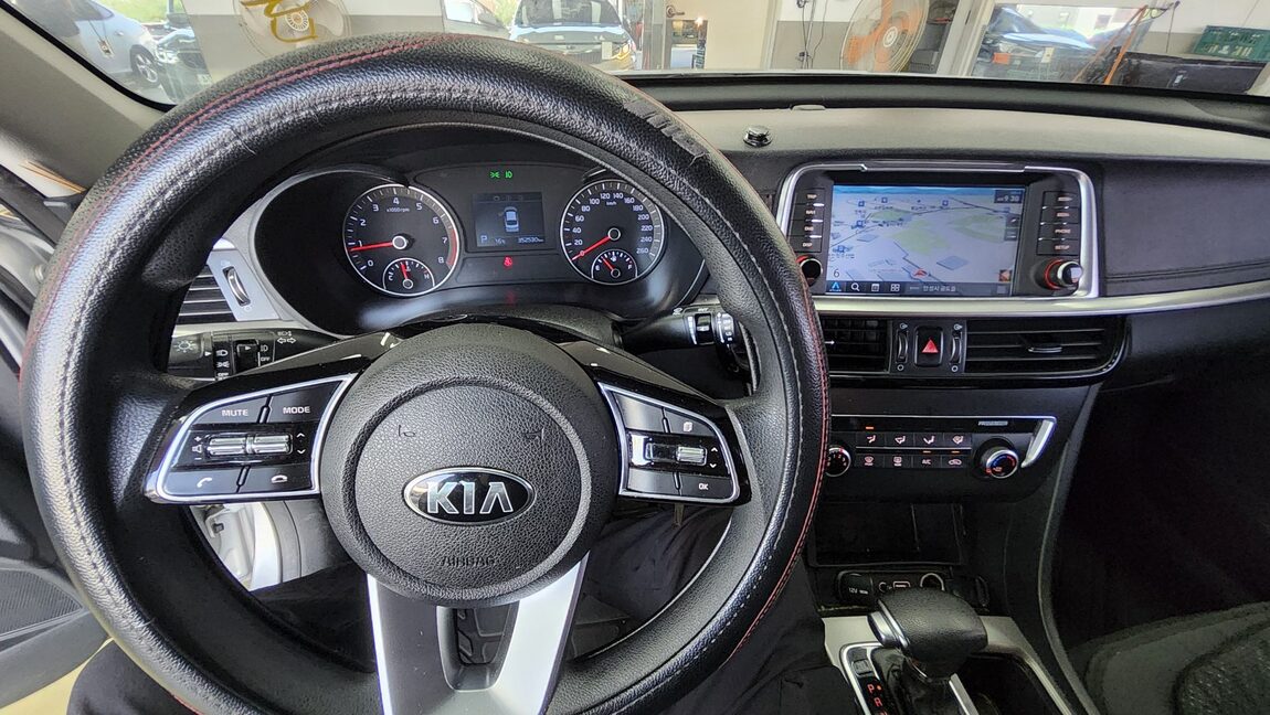 KIA NEW NEW K5 2.0 LPI TAXI DELUXE 2019 - zdjęcie 18