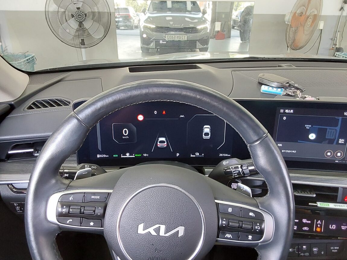 KIA THE NEW K5 HYBRID (DL3) 2.0 HEV NOBLESSE 2024 - zdjęcie 18