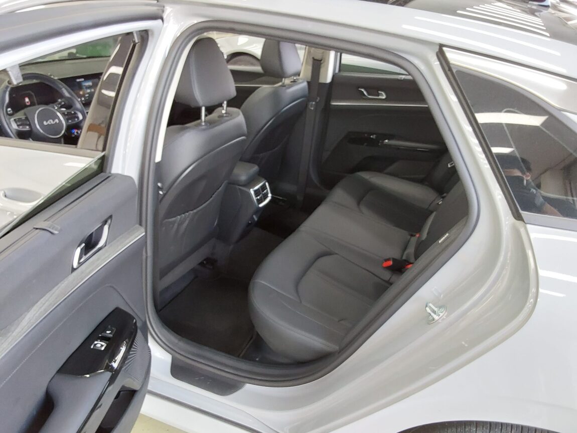KIA THE NEW K5 HYBRID (DL3) 2.0 HEV NOBLESSE 2024 - zdjęcie 12