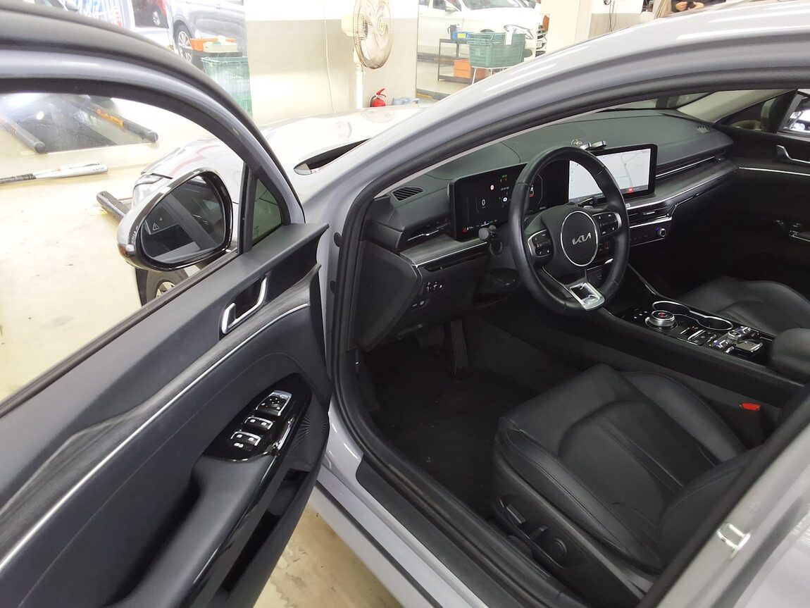 KIA THE NEW K5 HYBRID (DL3) 2.0 HEV NOBLESSE 2024 - zdjęcie 10