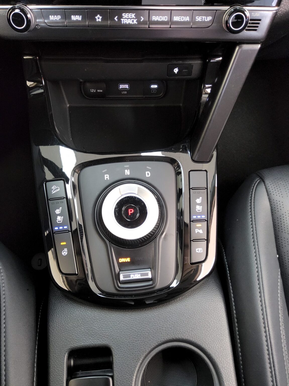 KIA THE NEW SELTOS 1.6 GASOLINE TURBO 2WD SIGNATURE 2025 - zdjęcie 19