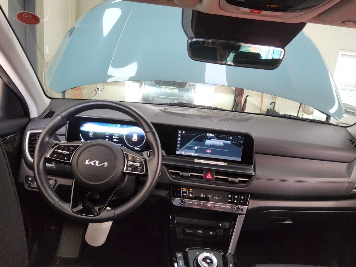 KIA THE NEW SELTOS 1.6 GASOLINE TURBO 2WD SIGNATURE 2025 - zdjęcie 11