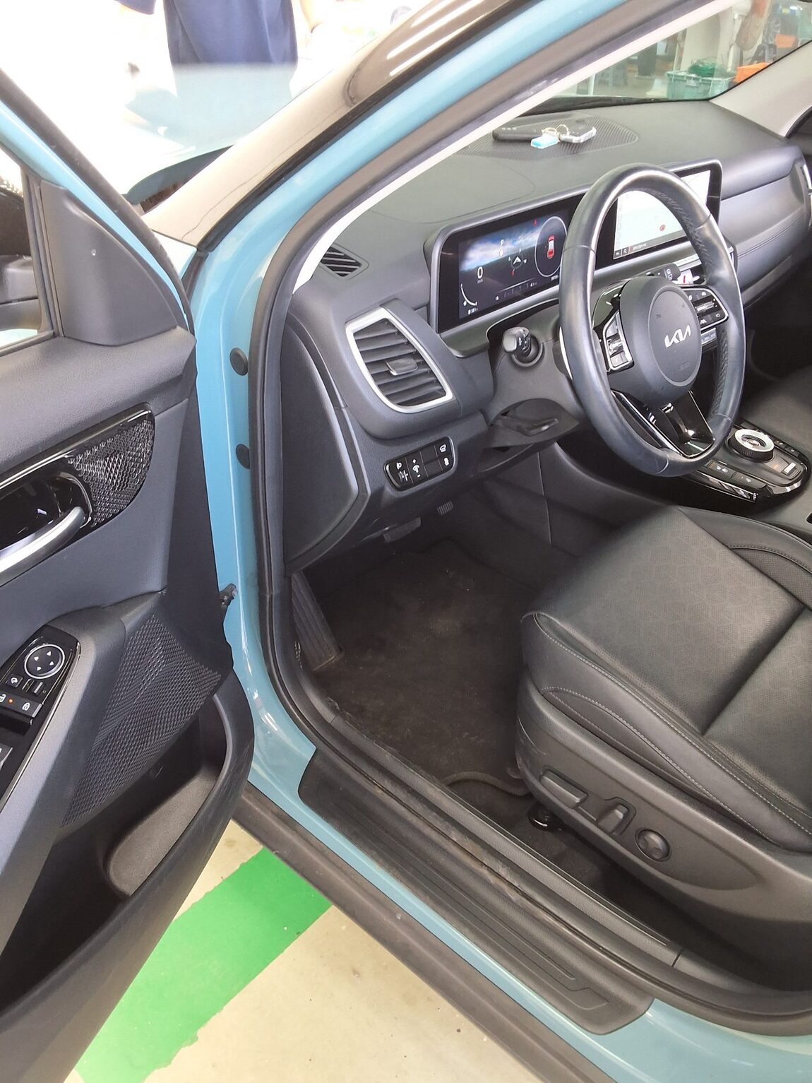 KIA THE NEW SELTOS 1.6 GASOLINE TURBO 2WD SIGNATURE 2025 - zdjęcie 10
