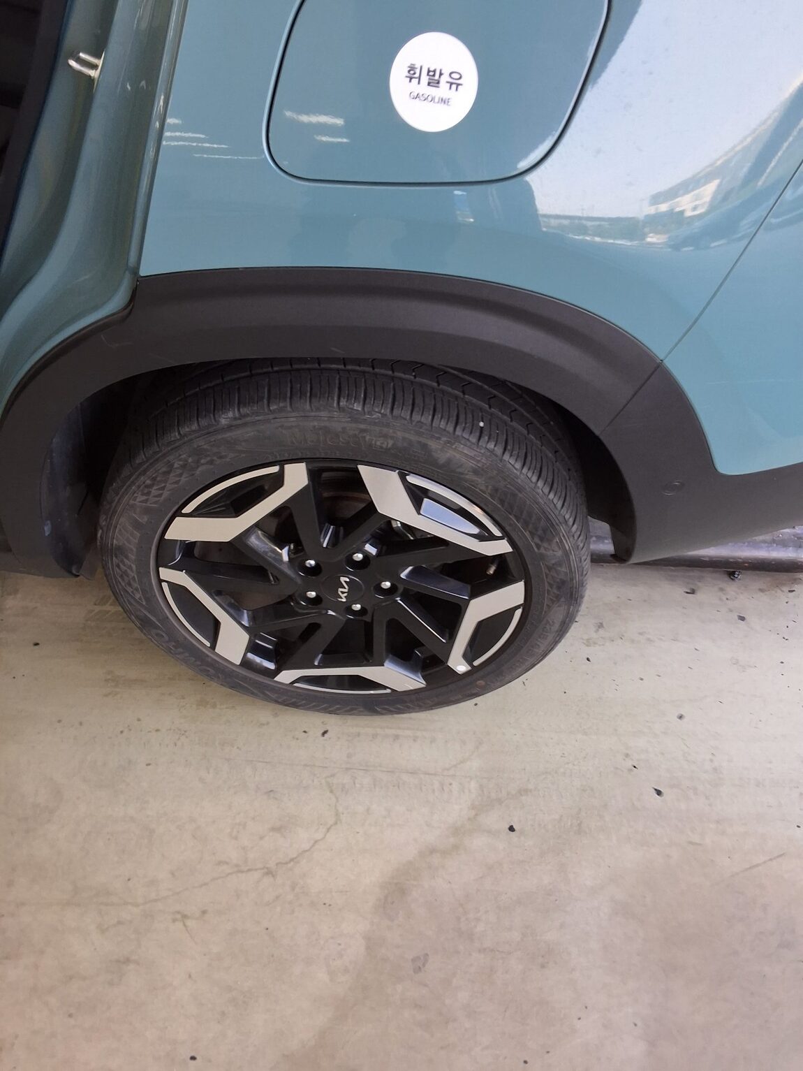 KIA THE NEW SELTOS 1.6 GASOLINE TURBO 2WD SIGNATURE 2025 - zdjęcie 21