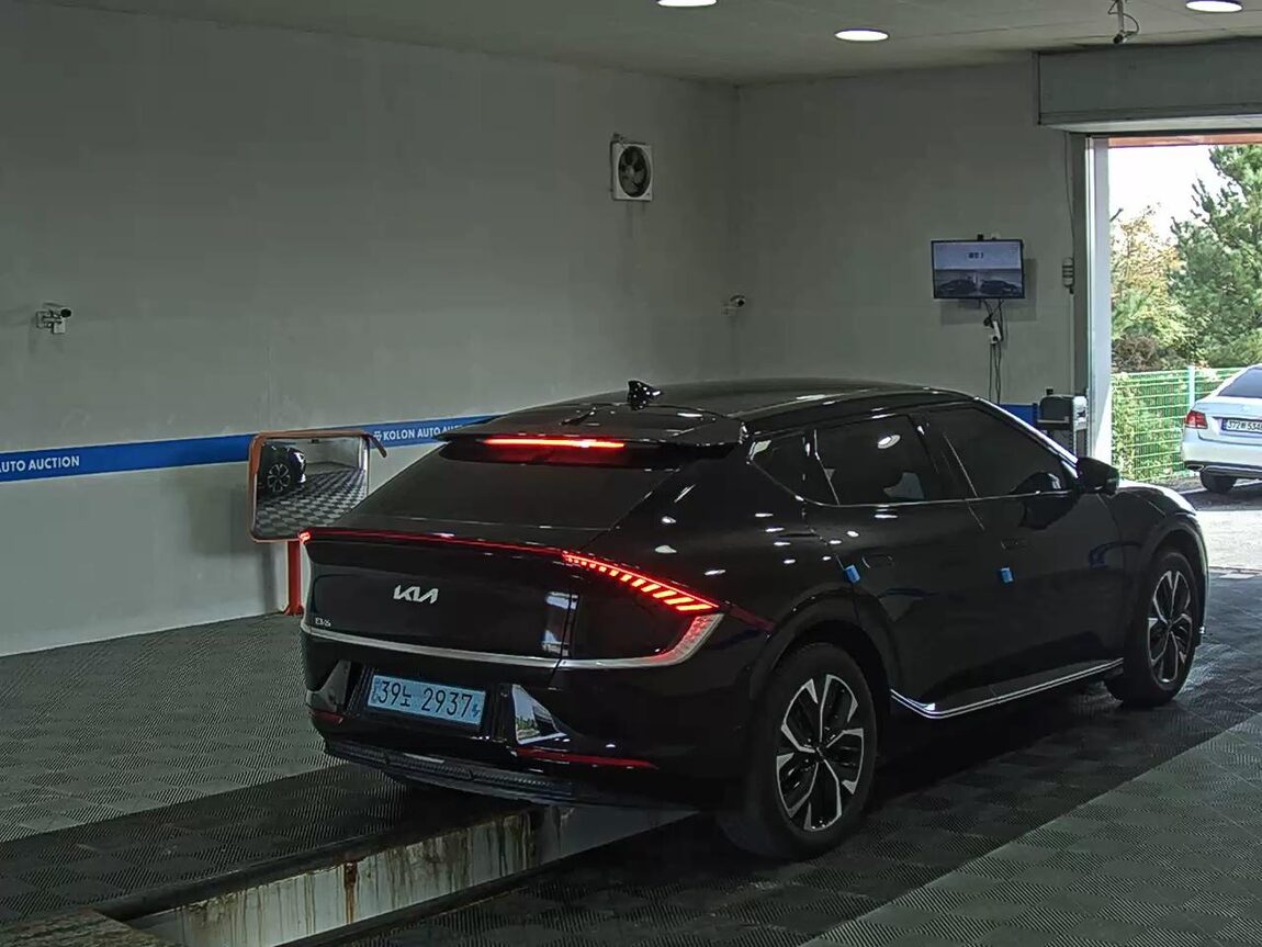 KIA EV6 LONG RANGE 2WD EARTH 2022 - zdjęcie 5