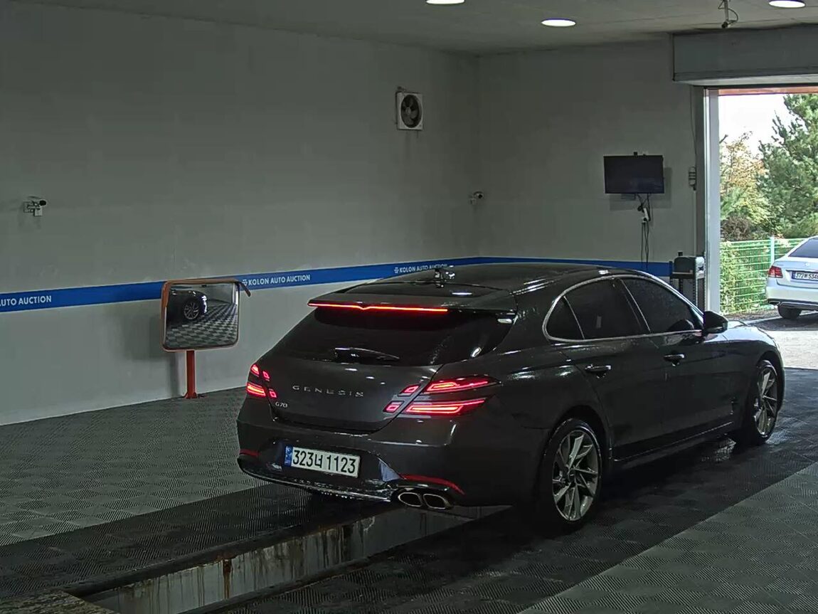 GENESIS THE NEW G70 GASOLINE 2.0T 2WD SHOOTING BRAKE PREMIUM 2023 - zdjęcie 5