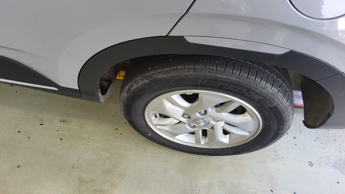 HYUNDAI VENUE 1.6 GASOLINE PREMIUM 2024 - zdjęcie 24