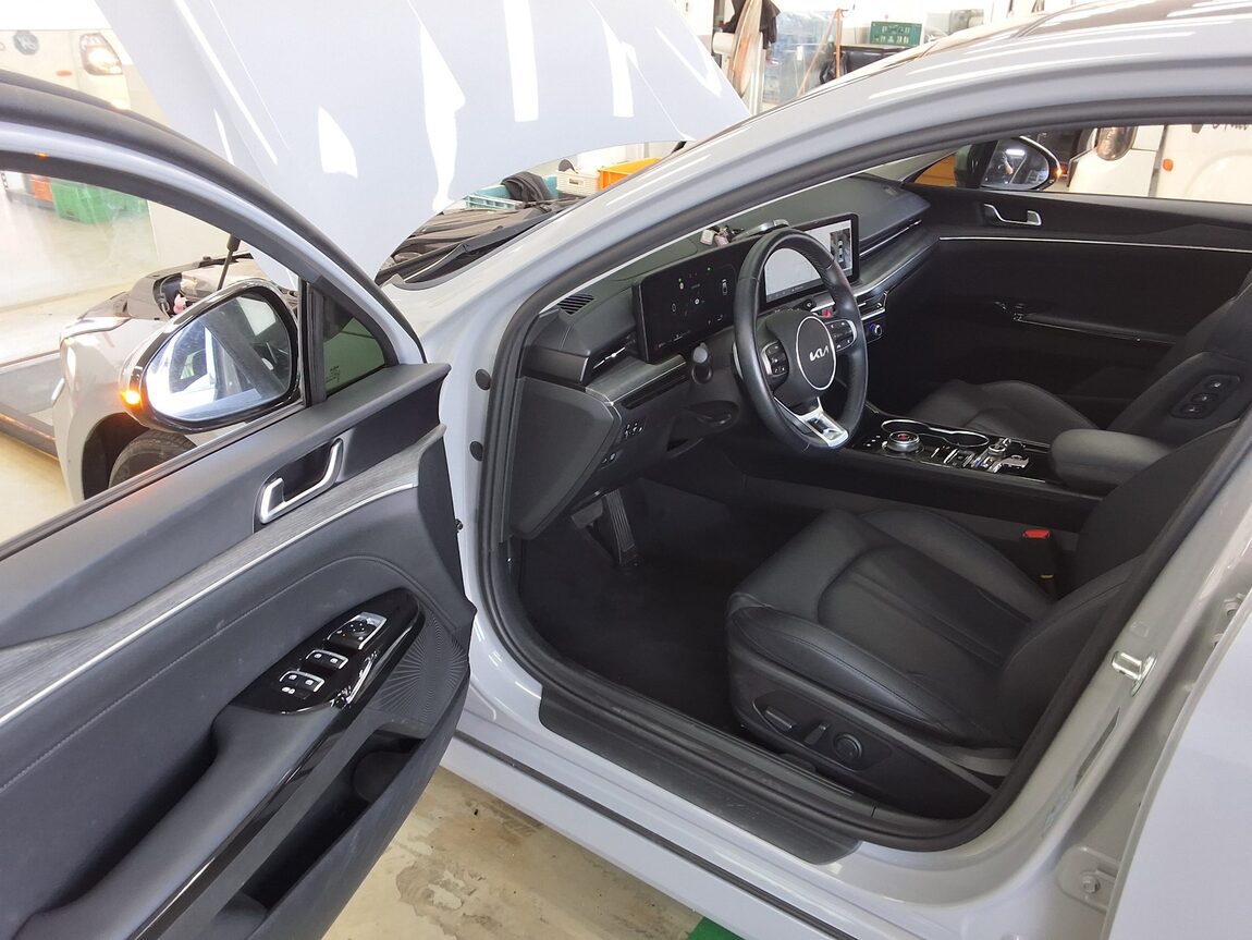 KIA THE NEW K5 HYBRID (DL3) 2.0 HEV NOBLESSE 2024 - zdjęcie 10