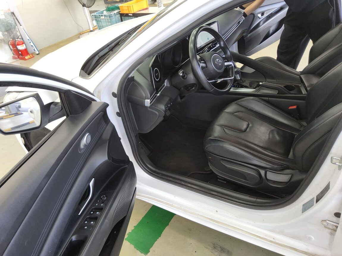 HYUNDAI AVANTE (CN7) 1.6 GASOLINE MODERN 2021 - zdjęcie 10