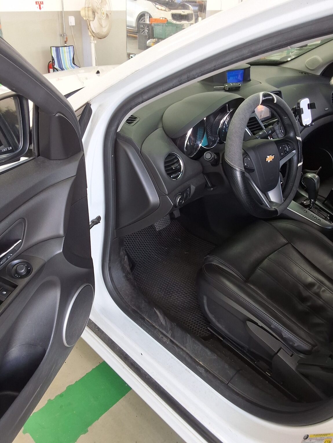 CHEVROLET (DAEWOO) CRUZE 4-DOOR 1.8 LTZ+ 2012 - zdjęcie 10