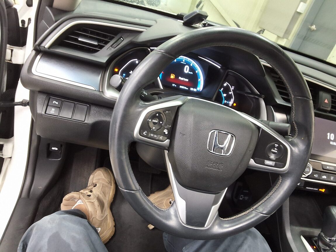 HONDA CIVIC (10TH GEN) 2 2017 - zdjęcie 23
