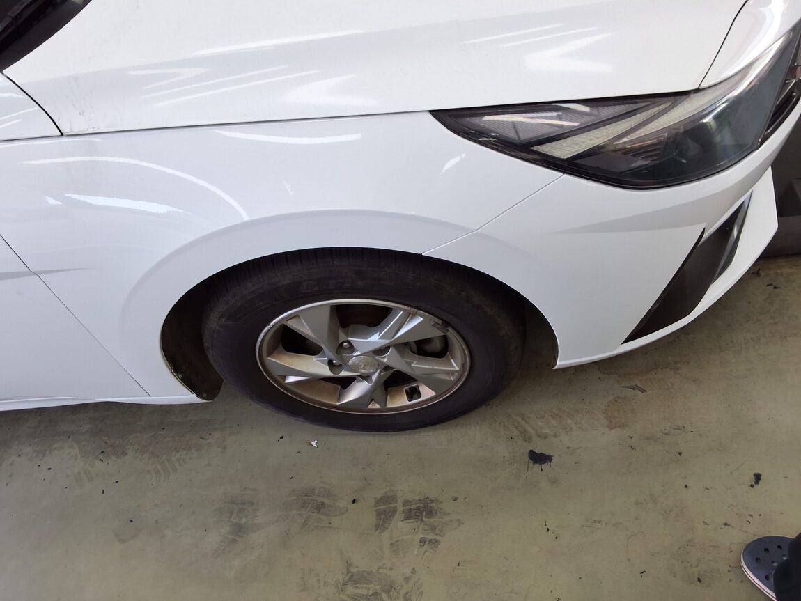HYUNDAI AVANTE (CN7) 1.6 GASOLINE MODERN 2021 - zdjęcie 22