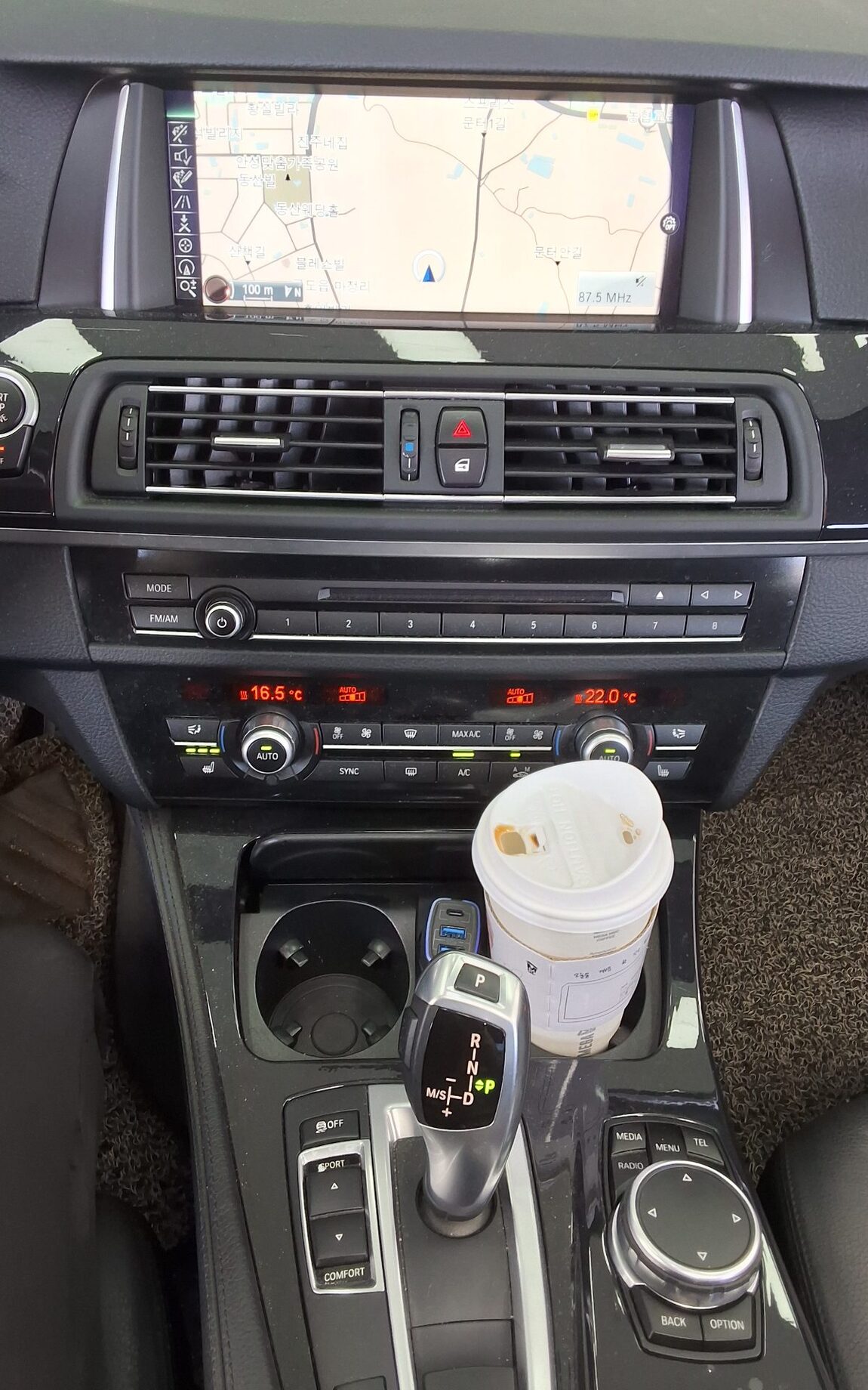 BMW 5 SERIES (6TH GEN) 520d M AERODYNAMIC PRO 2016 - zdjęcie 18