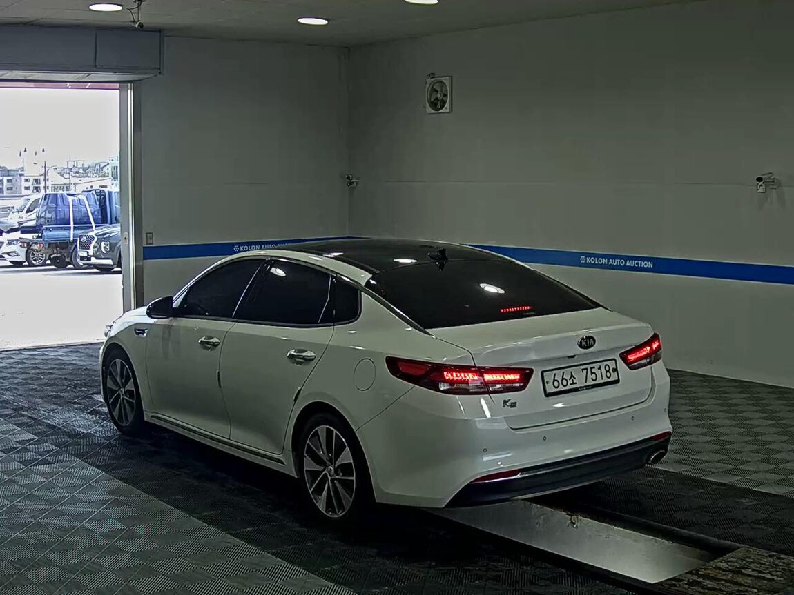 KIA NEW K5 2.0 GASOLINE NOBLESSE SX 2018 - zdjęcie 6