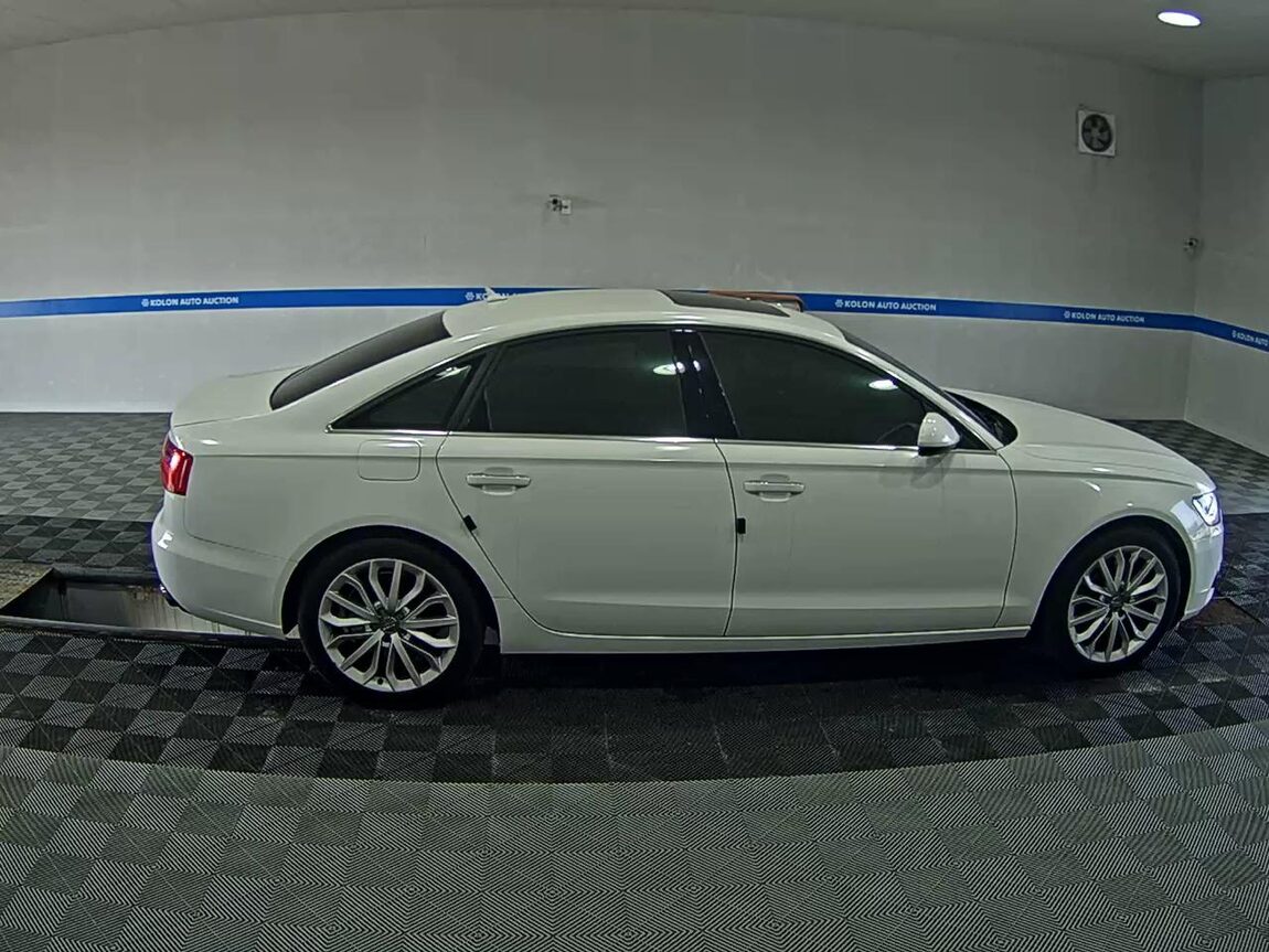 AUDI A6 (4TH GEN) 3.0 TFSI QUATTRO DYNAMIC LED PACK 2013 - zdjęcie 4