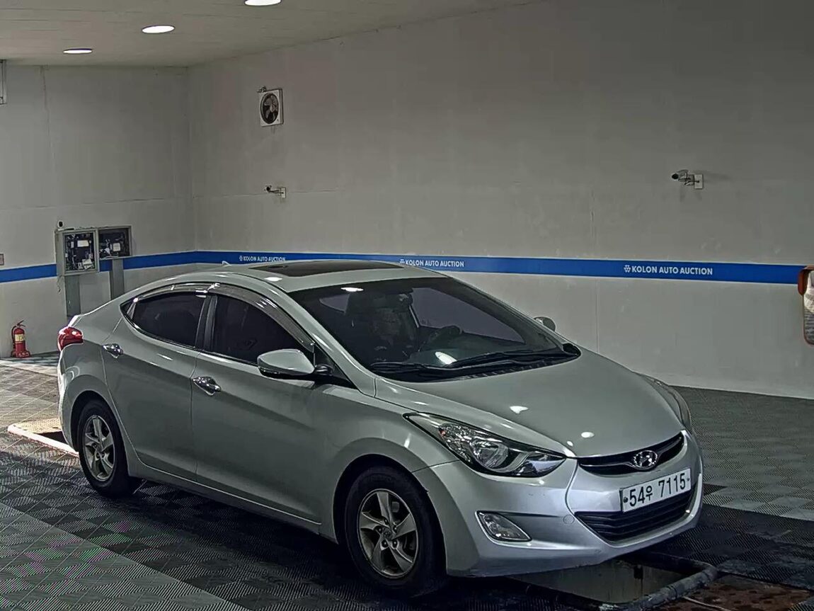 HYUNDAI AVANTE MD M16 GDi SMART 2013 - zdjęcie 3