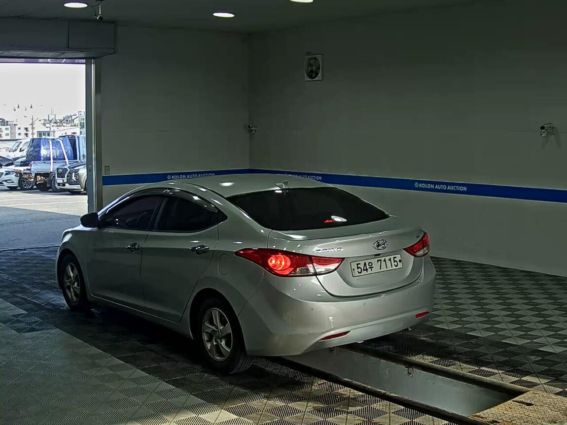 HYUNDAI AVANTE MD M16 GDi SMART 2013 - zdjęcie 6
